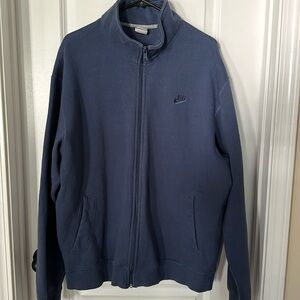 Nike Men’s Fleece Zip up Jacket size XL in blue.